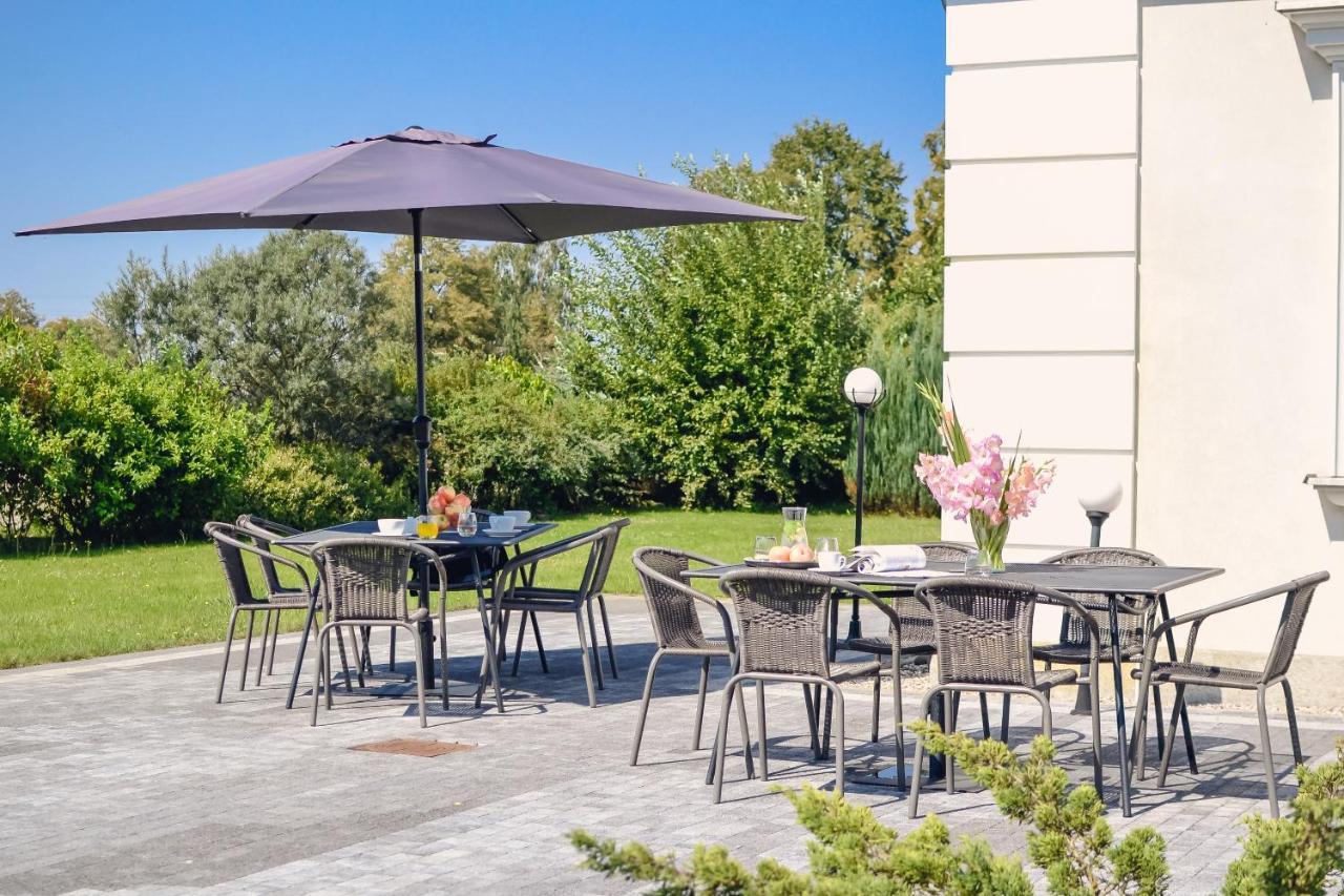 Hotel Eco Nieborów Exterior foto