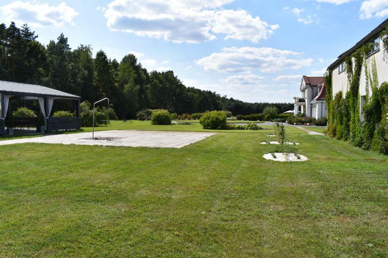 Hotel Eco Nieborów Exterior foto